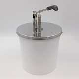 thumbnail of Hovicon Sausdispenser gemonteerd op RVS deksel Ø 280, t.b.v. 10 KG emmer. EDU-10-280
