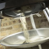thumbnail of WellHome - Schüsselgrill mit Rädern Ø47cm