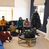 thumbnail of WellHome - Árbol de Navidad de fibra óptica con 20 Luces LED Multicolor con estrella 43x43x90cm