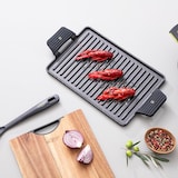 thumbnail of San Ignacio XTRA - Grelha retangular de ferro fundido 43×23 cm com alças de silicone