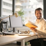 thumbnail of Folios A4, Papel Multiusos para Impresora y Fotocopiadora, Papel A4 80GR Blanco para Entornos Laborales y Uso Doméstico- Ofituria (500 hojas)