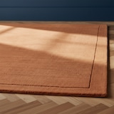 thumbnail of Wollteppich handgewebt strukturiert | 200x290cm, Florhöhe 0,9cm, Gesamthöhe 1,9cm | Terrakotta | raumgestaltend | Wohnzimmer | STOW | Kadima Design
