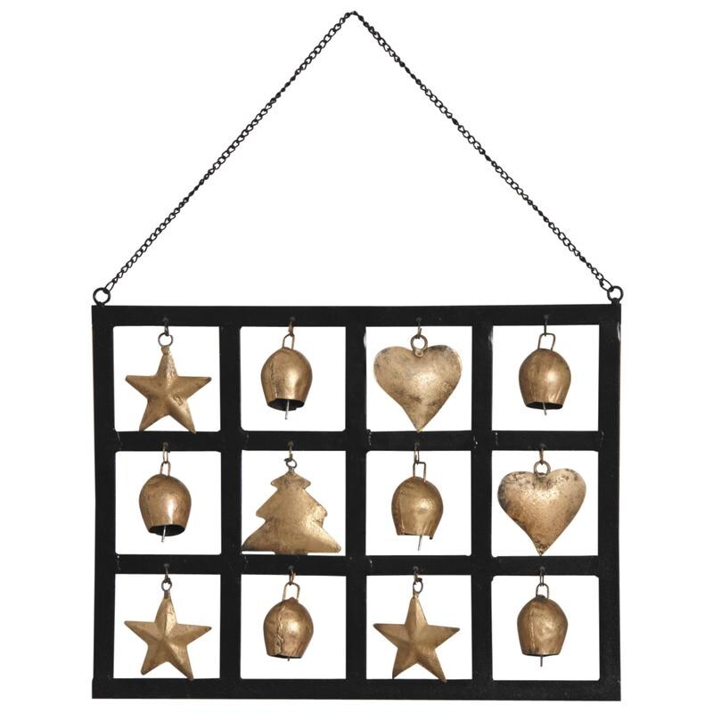 Décoration murale en métal patiné