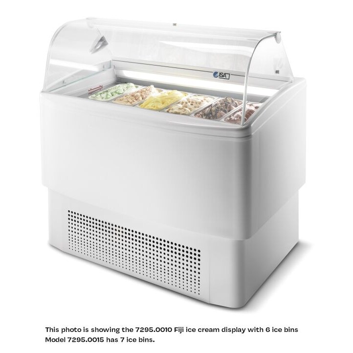 Combisteel Fiji 7 ijsvitrine met ventilator en een inhoud van 383 liter.
