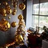 thumbnail of WellHome - Set mit 60 Weihnachtskugeln in Goldfarbe
