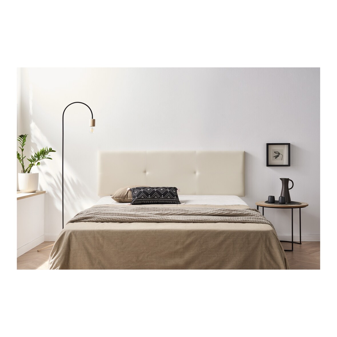 CABECEIRA ESTOFADA ALMA PELE SINTÉTICA 210 x 50 X 5 cm - Moonia