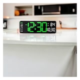 thumbnail of Relógio de parede ou de mesa digital, visor LED de 15 polegadas com comando, indica temperatura e humidade