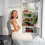 thumbnail of Relaxdays Kühlschrank Organizer, 2er Set, Kühlschrankeinsätze mit Deckel & Datum, HxBxT: 10,5 x 21 x 33 cm, transparent