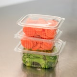 thumbnail of Barquettes avec couvercle attenant en PET 250 mL par 50