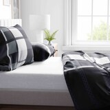 thumbnail of Winterbettwäsche 240x220 Fleece Gestreift Schwarz Grau Ornamente Set mit Reißverschluss