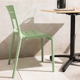 thumbnail of Silla de terraza de plástico verde salvia