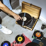 thumbnail of Tocadiscos Bluetooth PRIXTON VC400 Reproductor y Convertidor de Vinilos - Madera