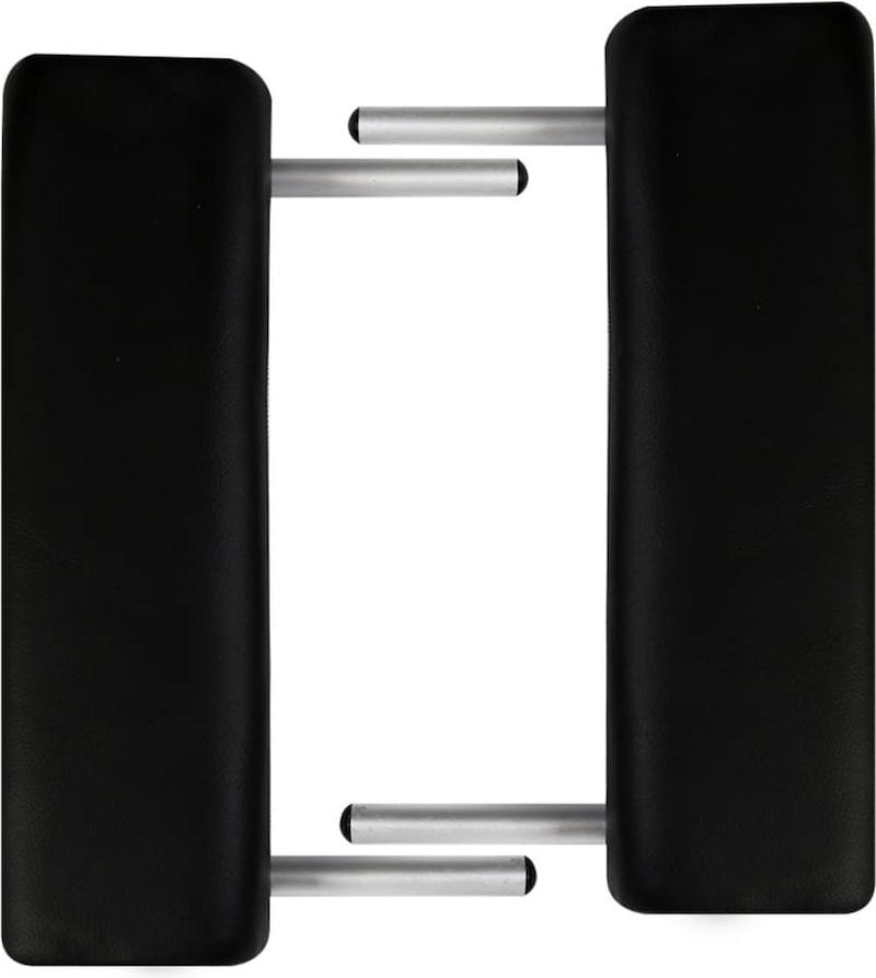 Zwei schwarze Kissen mit Metallstangen.