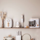 thumbnail of BERGNER - Keukenweegschaal 0-5 kg ​​15 x 20 x 1,8 cm Natuurlijk