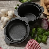 thumbnail of Gusstöpfchen Deckel u. Holzuntersetzer Gusseisen Grilltopf D: 10cm H: 9cm 0,3L