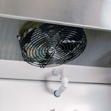 thumbnail of Romux® Gefrierschrank mit 1 Tür 68 cm mit Umluftkühlung | Gastro Gefrierschrank aus Edelstahl mit 430 L Kapazität - 3 Einlegeböden und 480 W