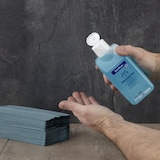 thumbnail of Jantex Papierhandtücher mit C-Falz und 1-lagig in blau mit 2850 Blatt