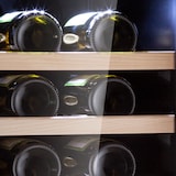 thumbnail of Klarstein Vinamour 73 Duo Weinkühlschrank 2 Zonen 192 L/73 Flaschen 5-18°C Touch Edelstahl