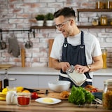 thumbnail of Relaxdays Messbecher Glas, 250 ml, hitzebeständig, mikrowellengeeignet, Skala in Milliliter, oz, Cups, transparent