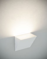 thumbnail of MINI COMET 40x90mm Corten-LED-Wandleuchte, 10/20W Schalter 2700K/3200K/4000K, TRIAC-dimmbar IP65 - Beneito & Faure