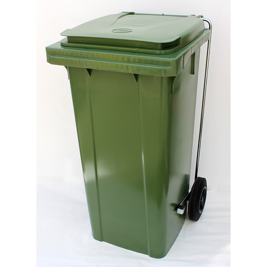 Basurero con ruedas y pedal de 545x475x920 mm. Verde.120 l. CONGOST