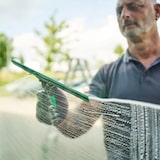 thumbnail of Kit complet pour nettoyage de vitres ERGOTEC 6 en 1 - Mouilleur, raclette, seau, bidon, grattoir et chiffon - UNGER