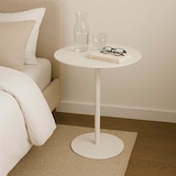 thumbnail of WellHome - Mesa auxiliar redonda de hierro blanco 35x35x53cm