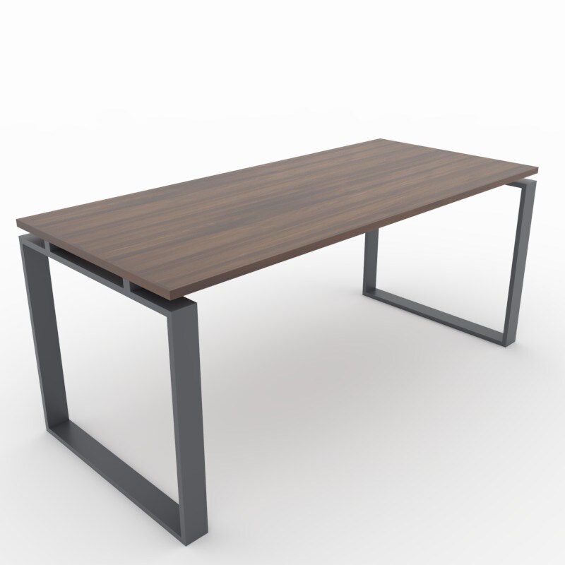 Oficit. Mesa de oficina y hogar. Estructura Marco Cerrado gris grafito, con tablero nogal. Fabricado en España. Medidas: 180x80cm (largo x ancho)