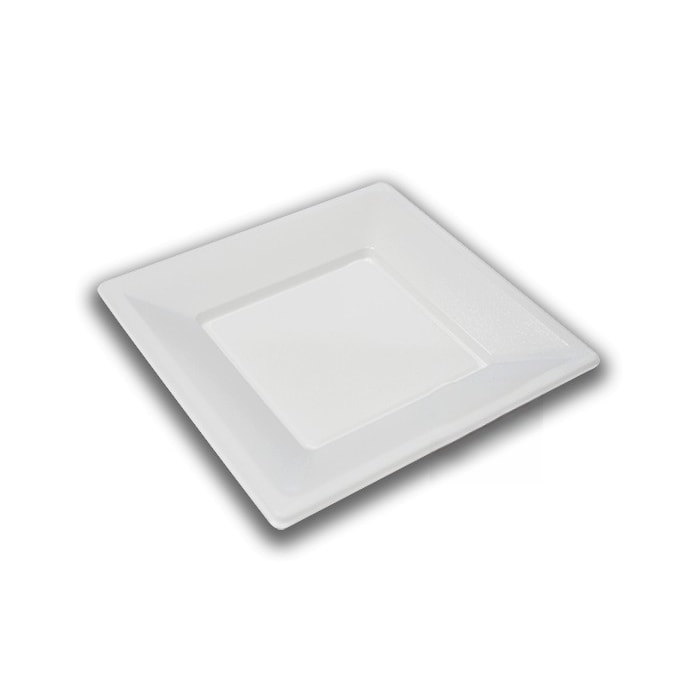 Platos desechables cuadrados de plástico de 17 cms color blanco. 500 ud.  Modelo: PCB005