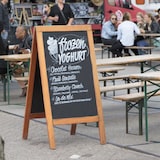 thumbnail of Securit® Gehwegtafel "Deluxe" – Teak – Gummibaumholz lackiert – 70x120cm