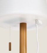 thumbnail of Ledkia Lámpara de Mesa LED Portátil para Exterior Aluminio con Batería Recargable Epinay Camel