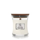thumbnail of WoodWick knisternde Kerze White Tea Jasmine Medium bis zu 60 Std Brenndauer, mit knisternden Docht