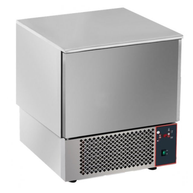 Abbattitore-congelatore per 5 teglie gn 1/1 o da mm.600x400, resa ciclo positivo +90°+3° kg.23, ciclo negativo +90°-18° kg.12 - mod.ATT05