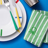 thumbnail of Benetton - Set van 3 servetten en theedoeken (1 badstof 50x50cm + 2 servetten) 100% groen katoen