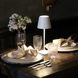 thumbnail of Lampada a led da tavolo Poldina Pro Mini Bianca ricaricabile e dimmerabile con batteria fino a 12 ore