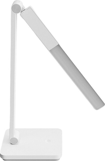 Eine weiße Schreibtischlampe mit einem schwenkbaren Arm.