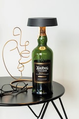 thumbnail of Tragbare Inemuri-Aufhängung, Anthrazit-LED, 2,2 W, 2700 K, IP54, wiederaufladbar über USB, magnetischer Haken, Touch-Dimmer – Rossini Illuminazione