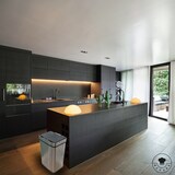 thumbnail of 4cookz® Prullenbak 60 liter Automatisch met Sensor - RVS Prullenbak - Zilver