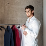 thumbnail of Relaxdays Kleiderbügel Satin, 10er Pack, weich gepolstert, 360° drehbarer Haken, dekorative Schleife, 38 cm breit, weiß