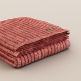 thumbnail of Benetton - Deken 140X190Cm 900Gr 100%Acryl Rode Vruchten Be