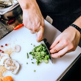 thumbnail of Hendi Schälmesser, 180x10x20 mm