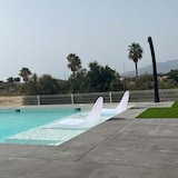 thumbnail of Mpc Concetta Sdraio Da Piscina In Plastica Alta Resistenza Ideale Per Piscina Giardino e Casa