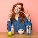 thumbnail of Relaxdays Vorratsdose, mit Deckel & Sichtfenster, 1,4 L, für Kaffee, Mehl, Pasta, Aufbewahrungsdose Küche, Metall, grau