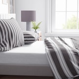 thumbnail of Bettwäsche 135x200 cm Set Braun Gestreift Streifen Baumwolle Wendeseite Pflegeleicht mit Reißverschluss