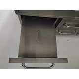 thumbnail of METRO PROFESSIONAL 4 hoofd- en zijbranders gasgrill, 182 x 66 x 125 cm, inclusief zijtafels, verrijdbaar, met remmen,  roestvrij staal, zilver