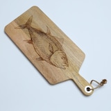 thumbnail of Schneidebrett Vesperbrett mit Fischmotiv Mangoholz Holzbrett 58cm natur