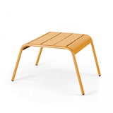 thumbnail of Gele metalen fauteuil en voetensteun