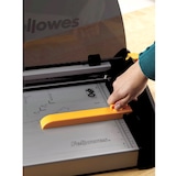thumbnail of Fellowes Guillotina Plasma A3, con capacidad de corte para 40 hojas, ideal para un uso intensivo.