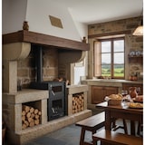 thumbnail of PRENSA STOVE - Estufa de Leña con Horno Modelo ETNA 13 kW