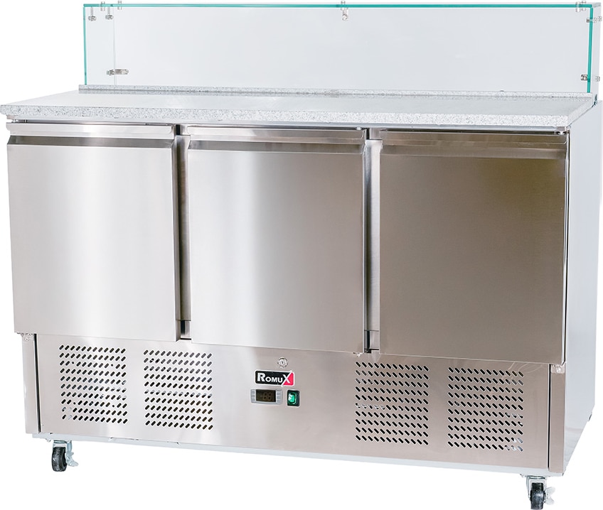 Romux® Saladette und Pizzatisch 3 Türen 136x70 cm für 8 GN 1/6 Behälter mit Marmorplatte und Glashaube | Kühltisch von Pizzen und Salaten